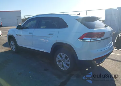 2021 Volkswagen Atlas Cross Sport 2.0T S z USA, uszkodzony, nr VIN 1V2AC2CA9MC237584